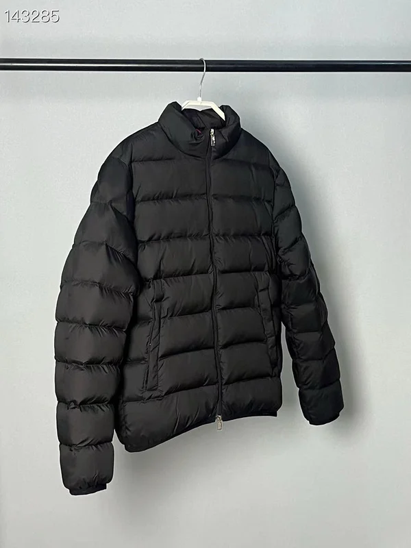Moncler sz1-5 26yr257 (7)